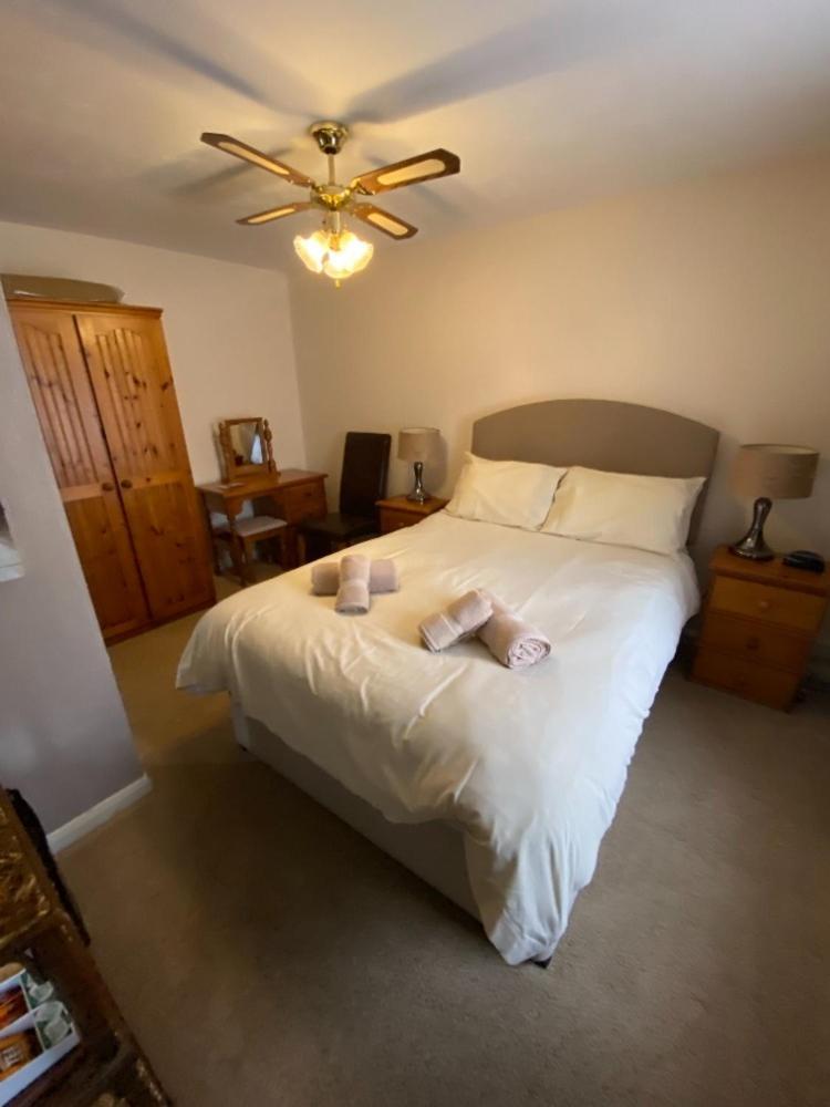 Hotel The Copley Arms Looe Habitación foto